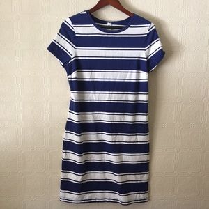 Form fitting cotton dress